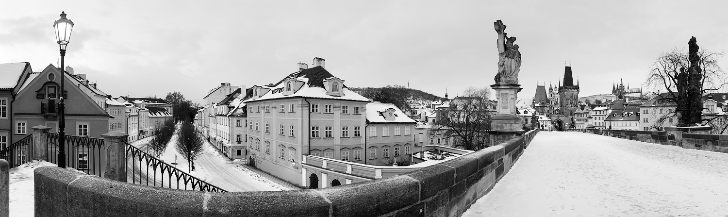  Fotografie Kampa a Karlův most